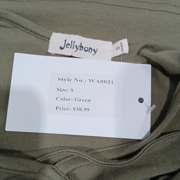 JELLYBONY Strappy Cross Front Top Size SMALL - Picture 3 of 4